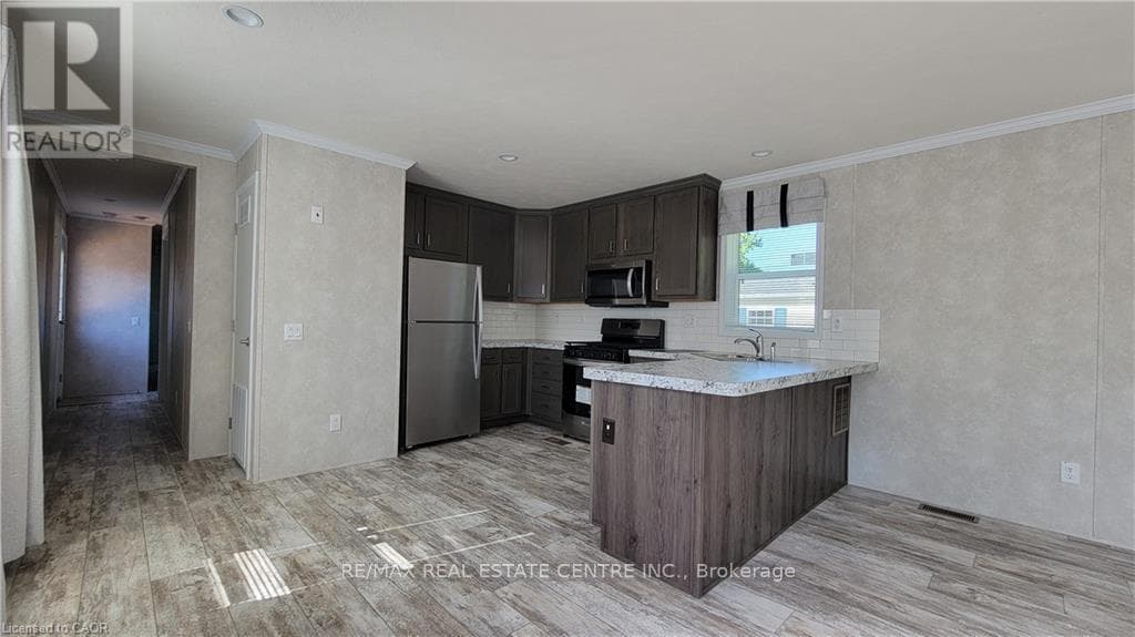 24 MACPHERSON CRESCENT, Toronto