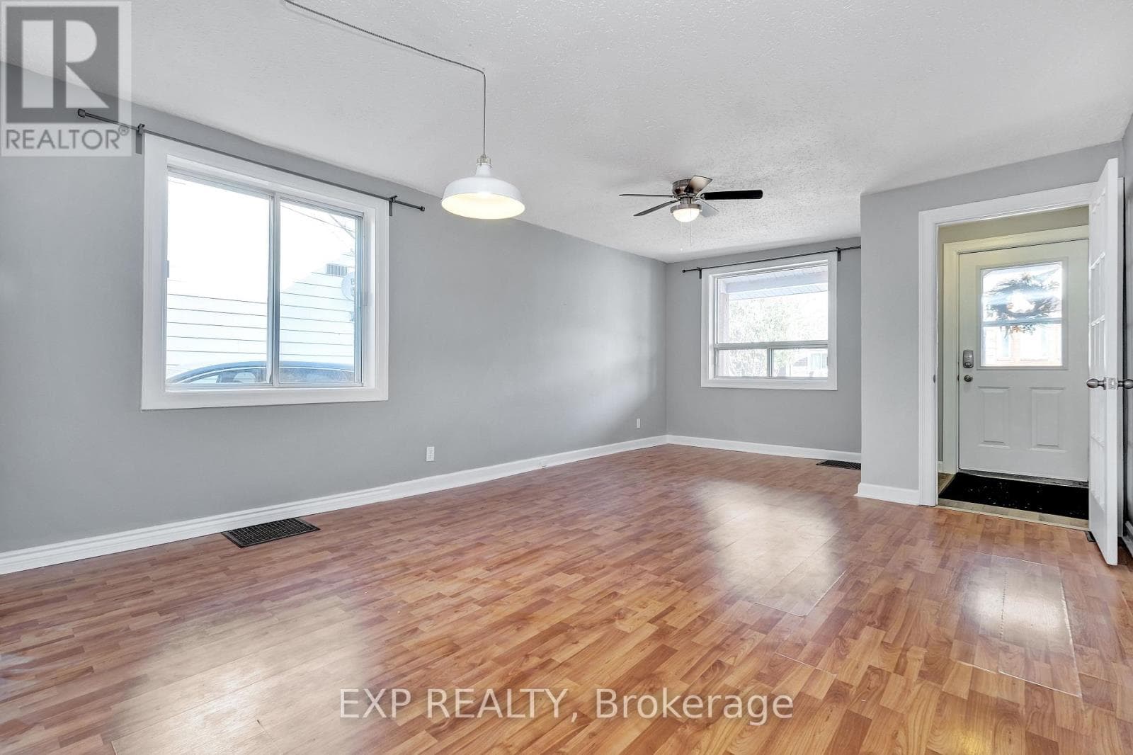 566 KIRKWOOD AVENUE, Ottawa — photo 4