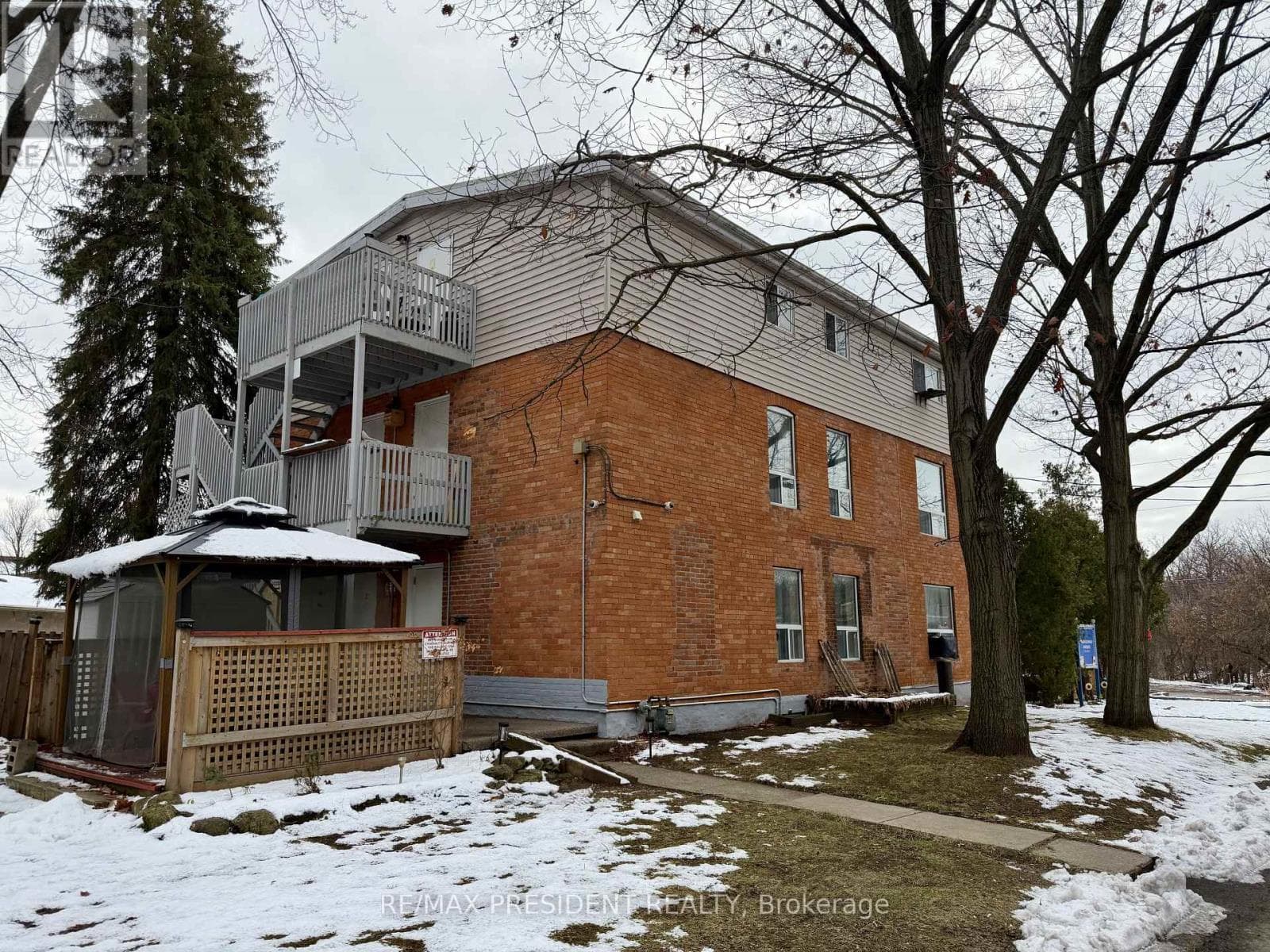 37 BOND STREET SOUTH, Toronto — photo 2