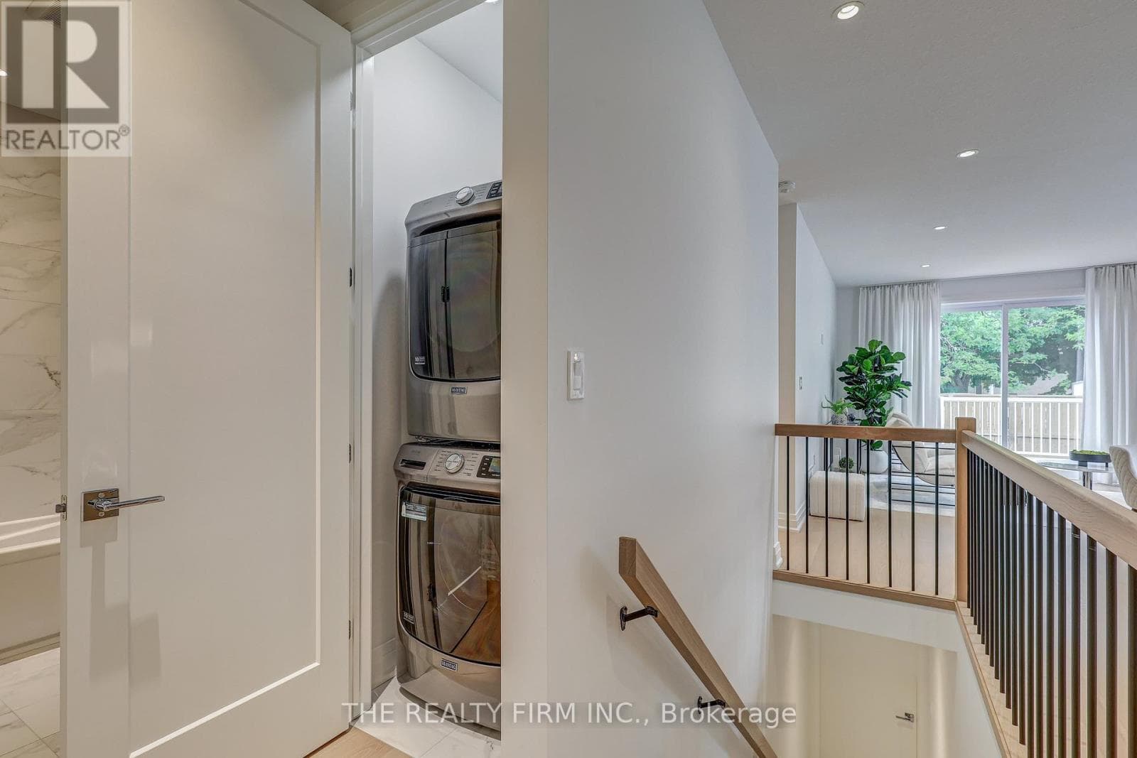18 - 85 FOREST STREET, London and St. Thomas — photo 2