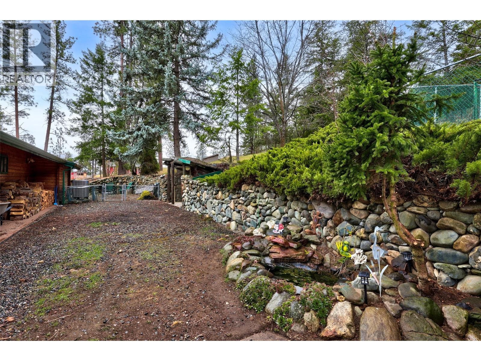 7050 WESTSYDE ROAD, Interior REALTORS® — photo 3