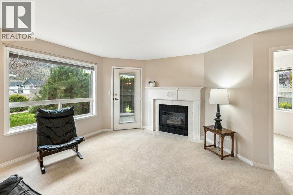 6514 Meadows Drive Unit# 4, Interior REALTORS® — photo 3