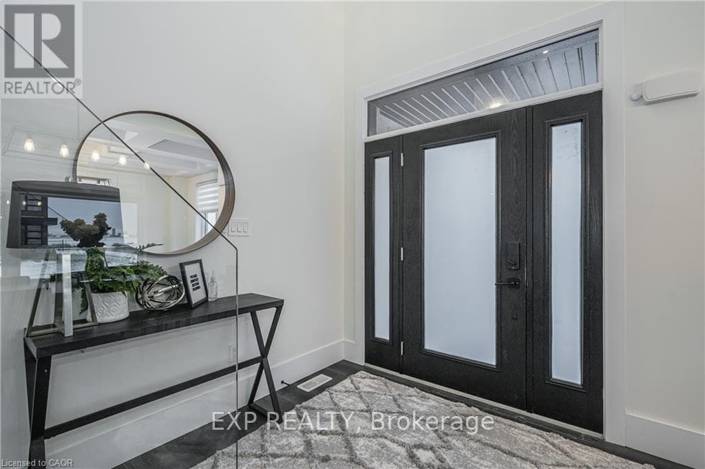 39 COULTER STREET, Toronto — photo 5