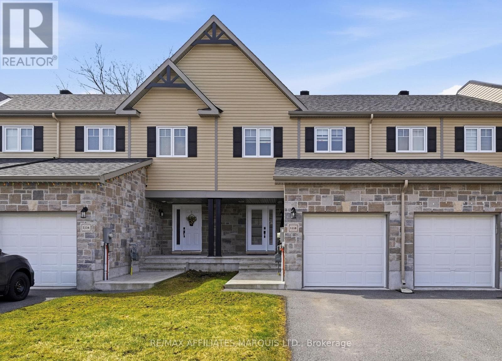 1118 CLEMENT COURT in 