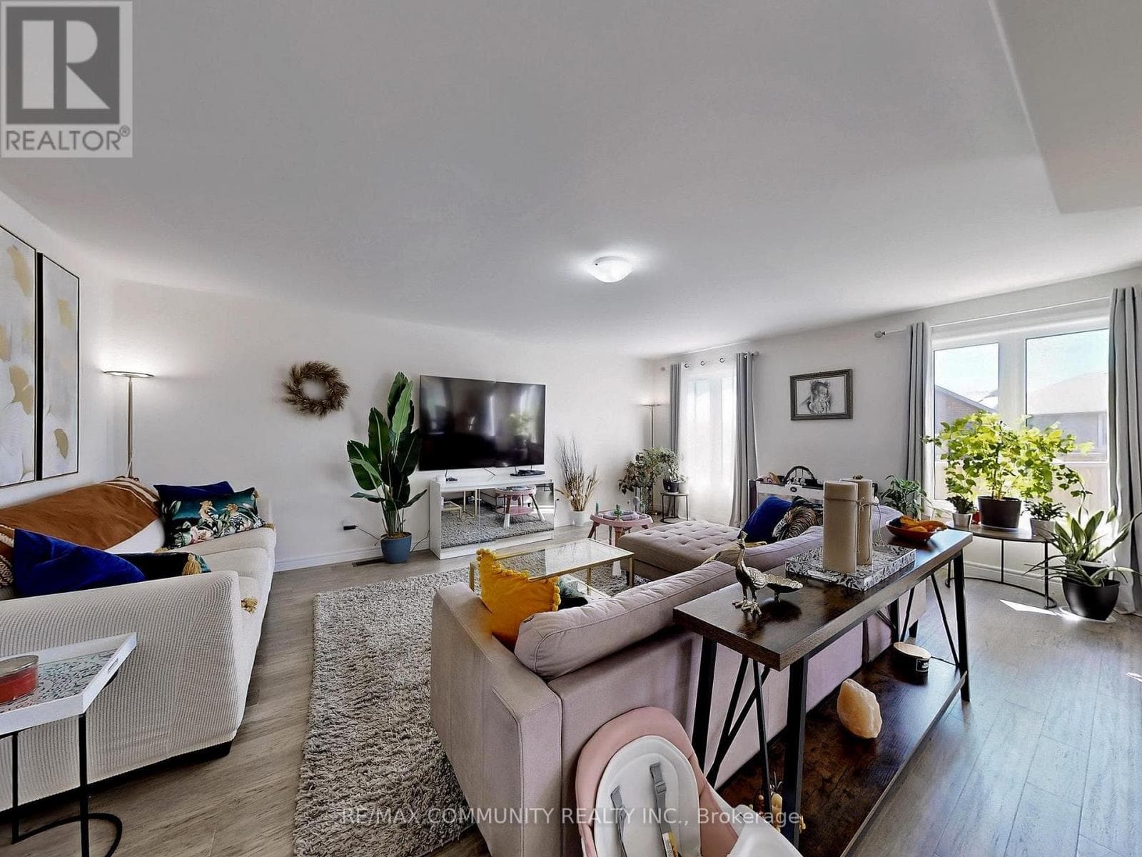 90 KEELER COURT, Toronto — photo 4