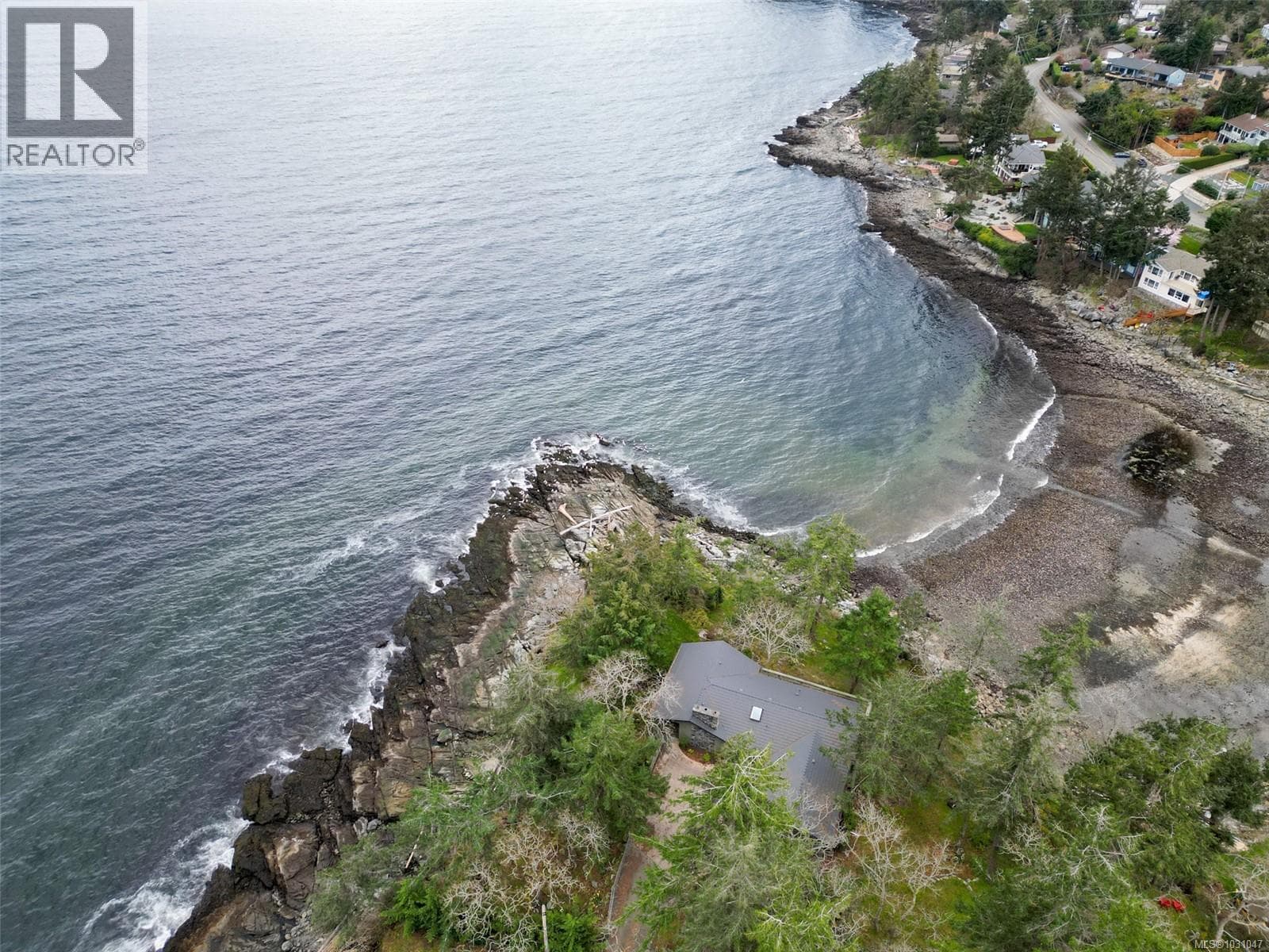 3610 Outrigger Rd, Vancouver Island — photo 3