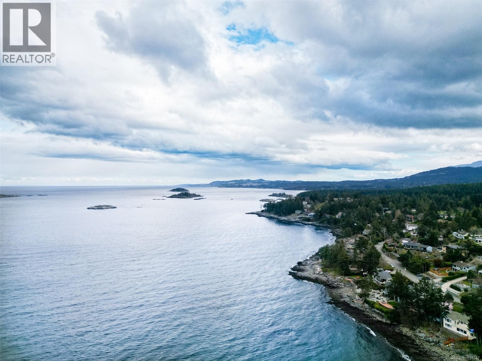 3610 Outrigger Rd, Vancouver Island — photo 5
