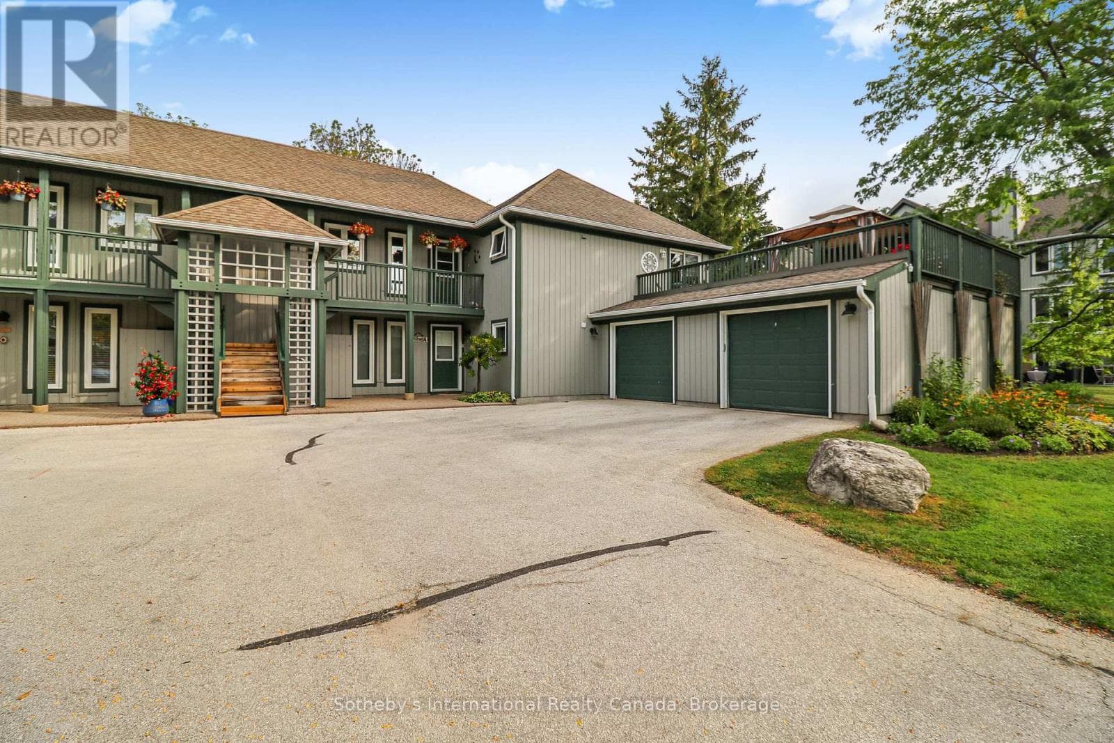 318 MARINERS WAY, OnePoint — photo 3