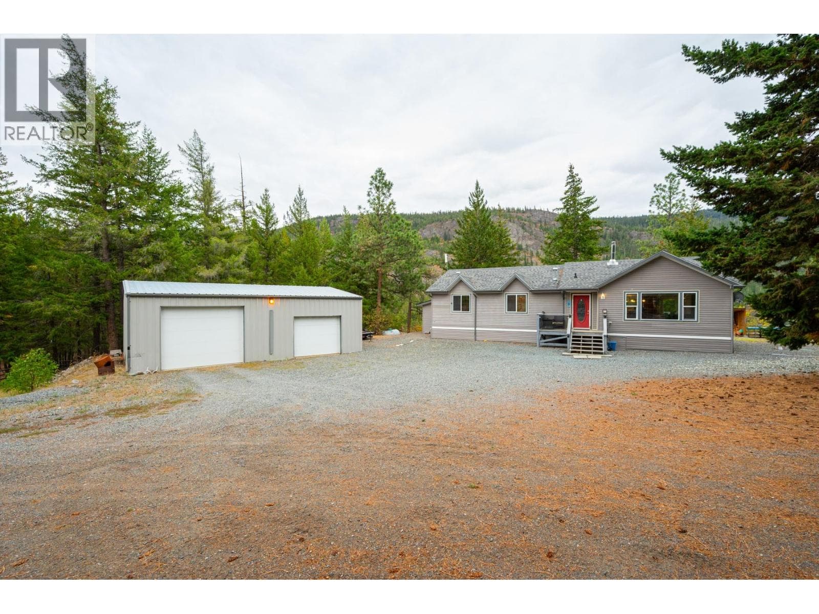 3816 Petit Creek Road in 
