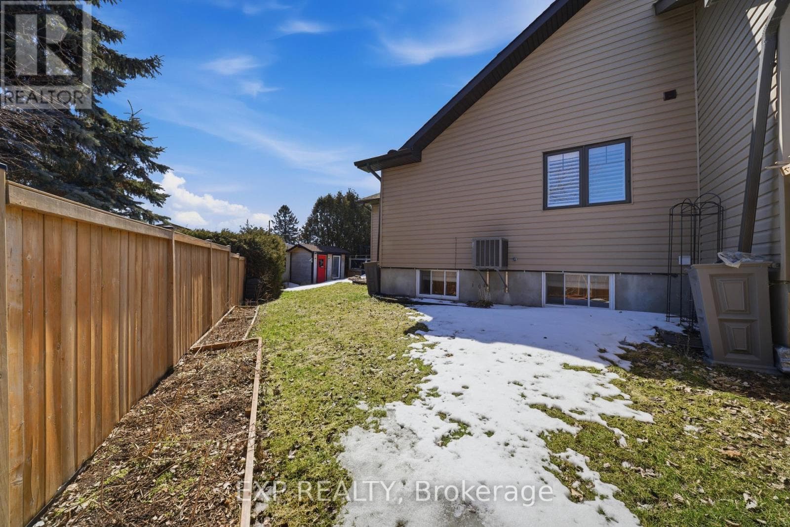 4 PROVOST STREET, Ottawa
