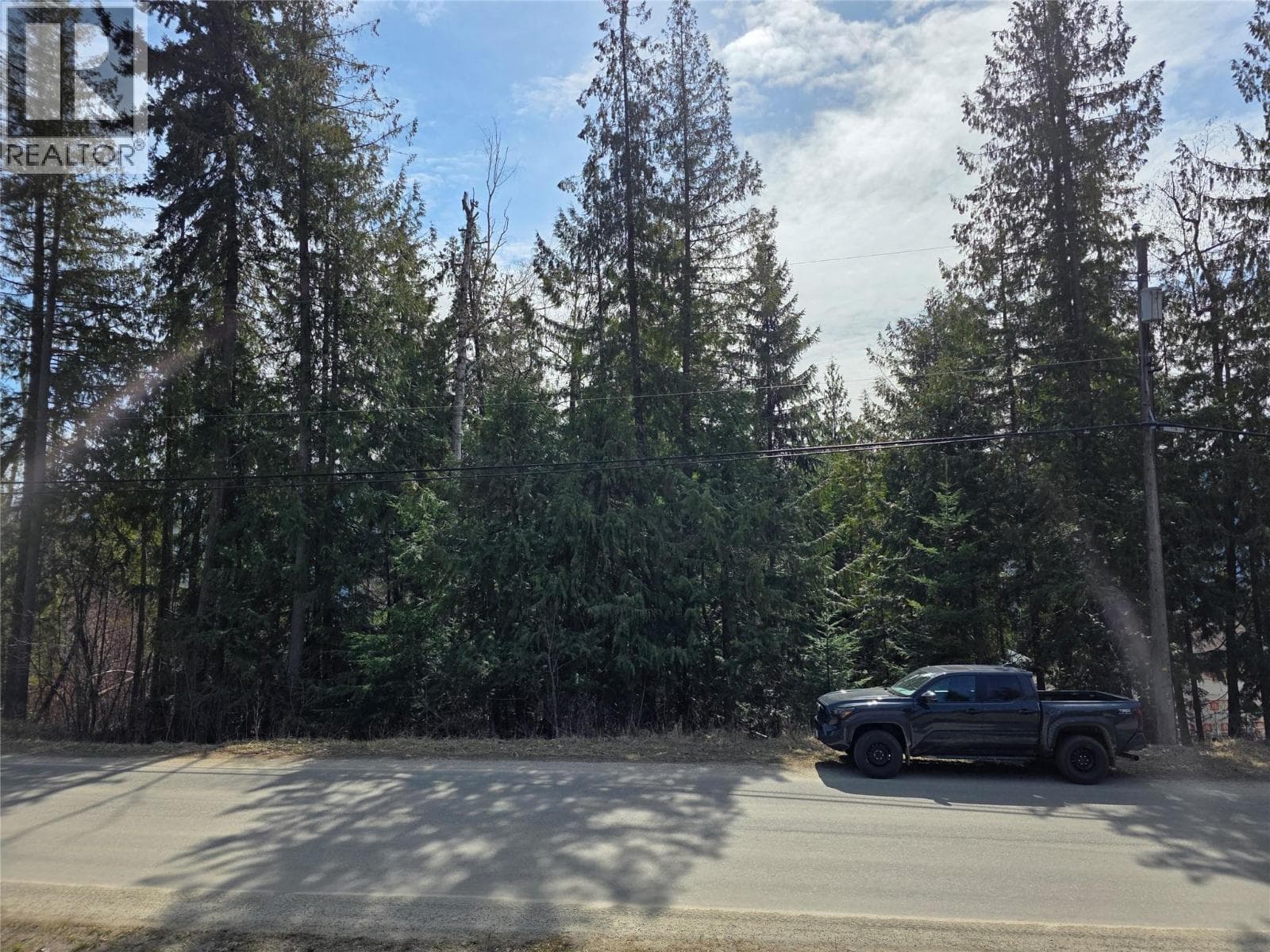 7502 ESTATE DRIVE in 