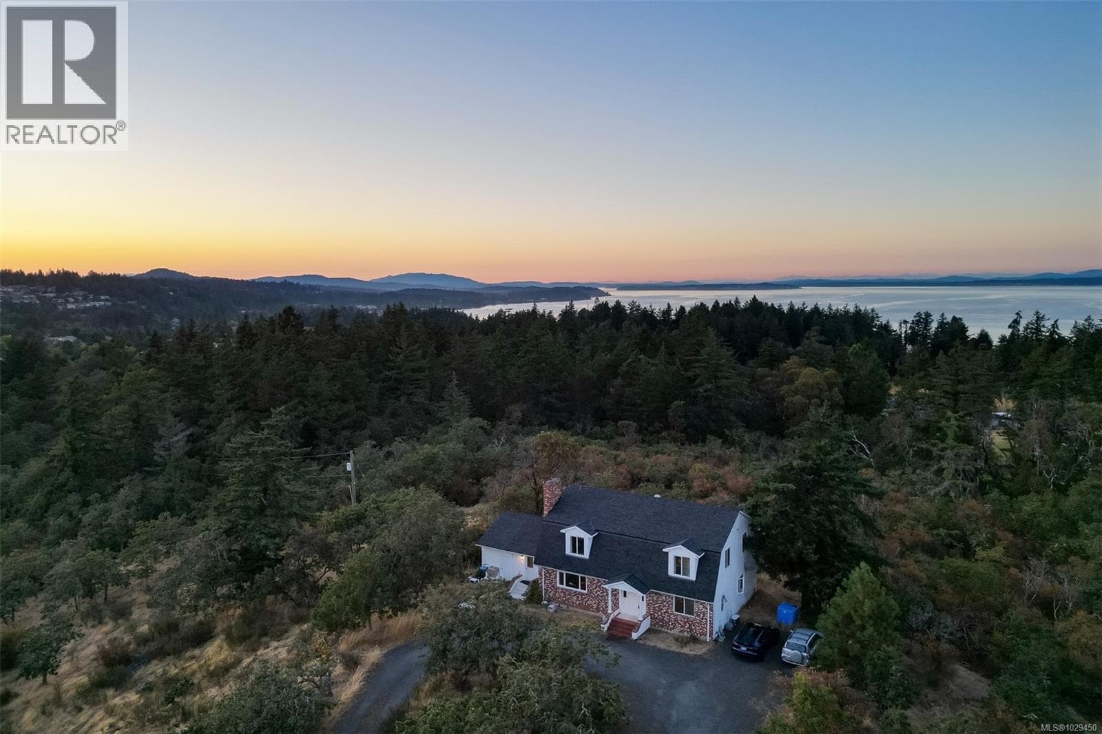 4589 BLENKINSOP ROAD in 