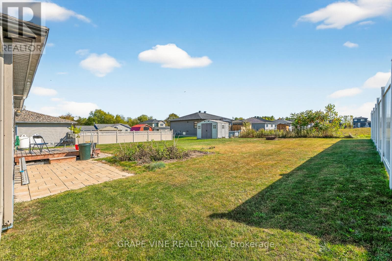 18 CALCO CRESCENT, Ottawa — photo 5