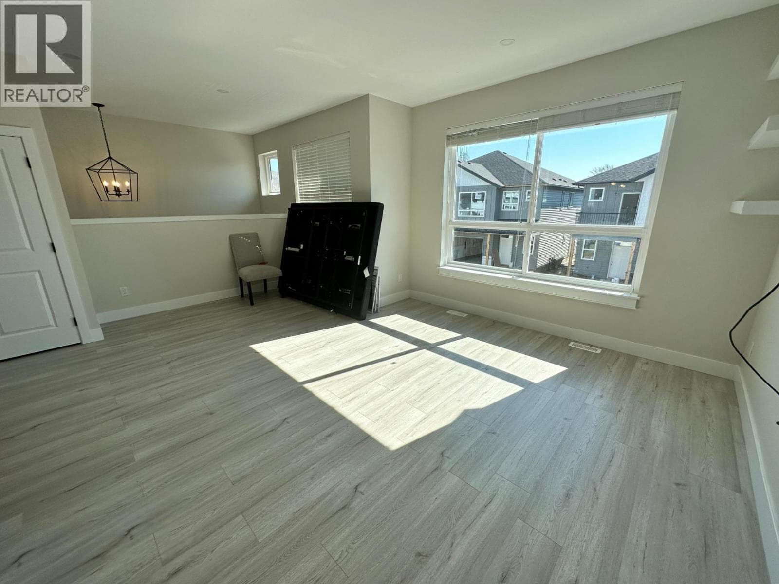 2648 Tranquille Road Unit# 106, Interior REALTORS® — photo 5
