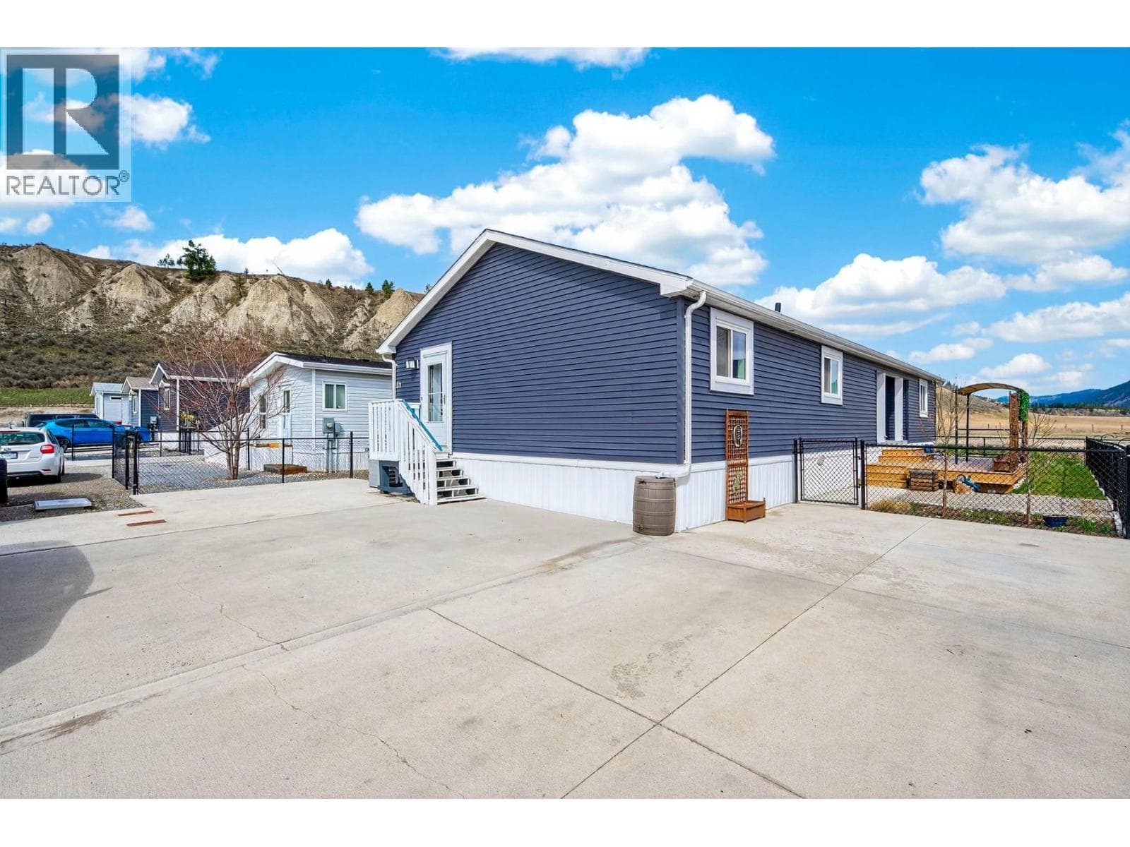 5005 RIVER Road Unit# 121 in 