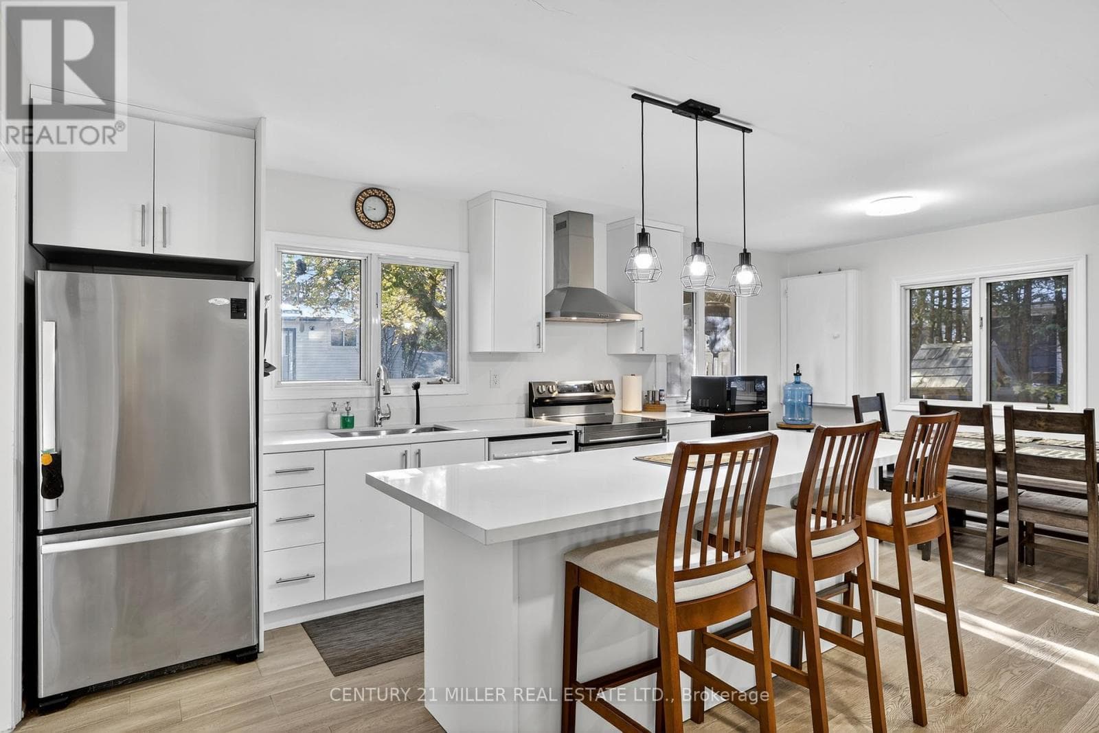 733 MARBLE POINT ROAD, Toronto — photo 5