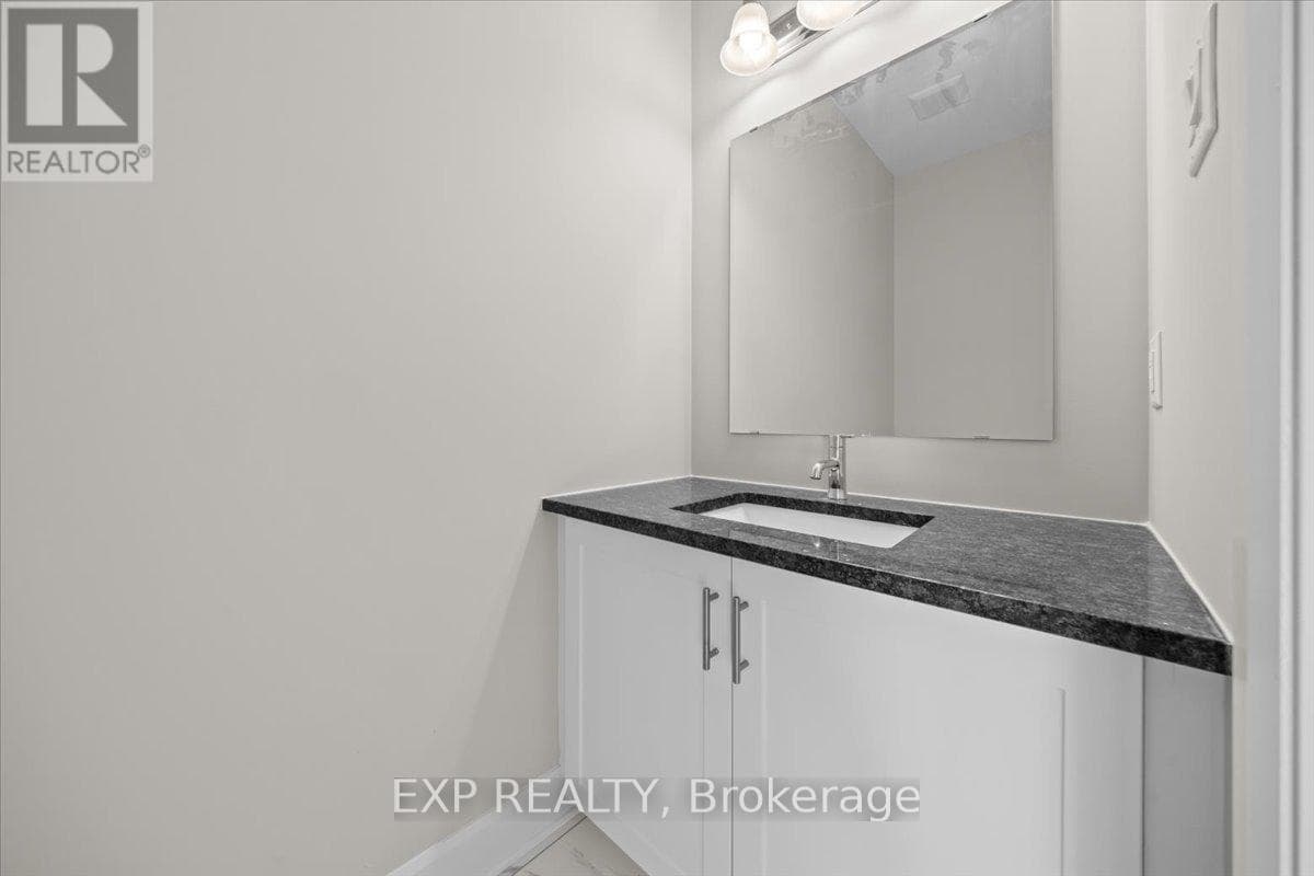 70 EASTWOOD DRIVE, Ottawa — photo 4