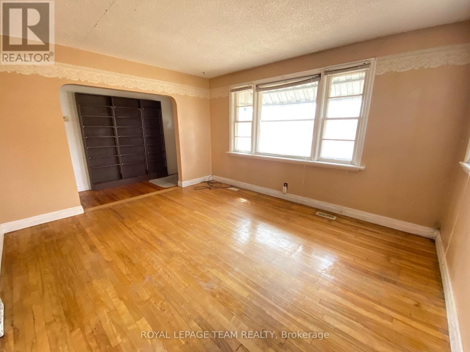 204 BASKIN DRIVE E, Ottawa — photo 2