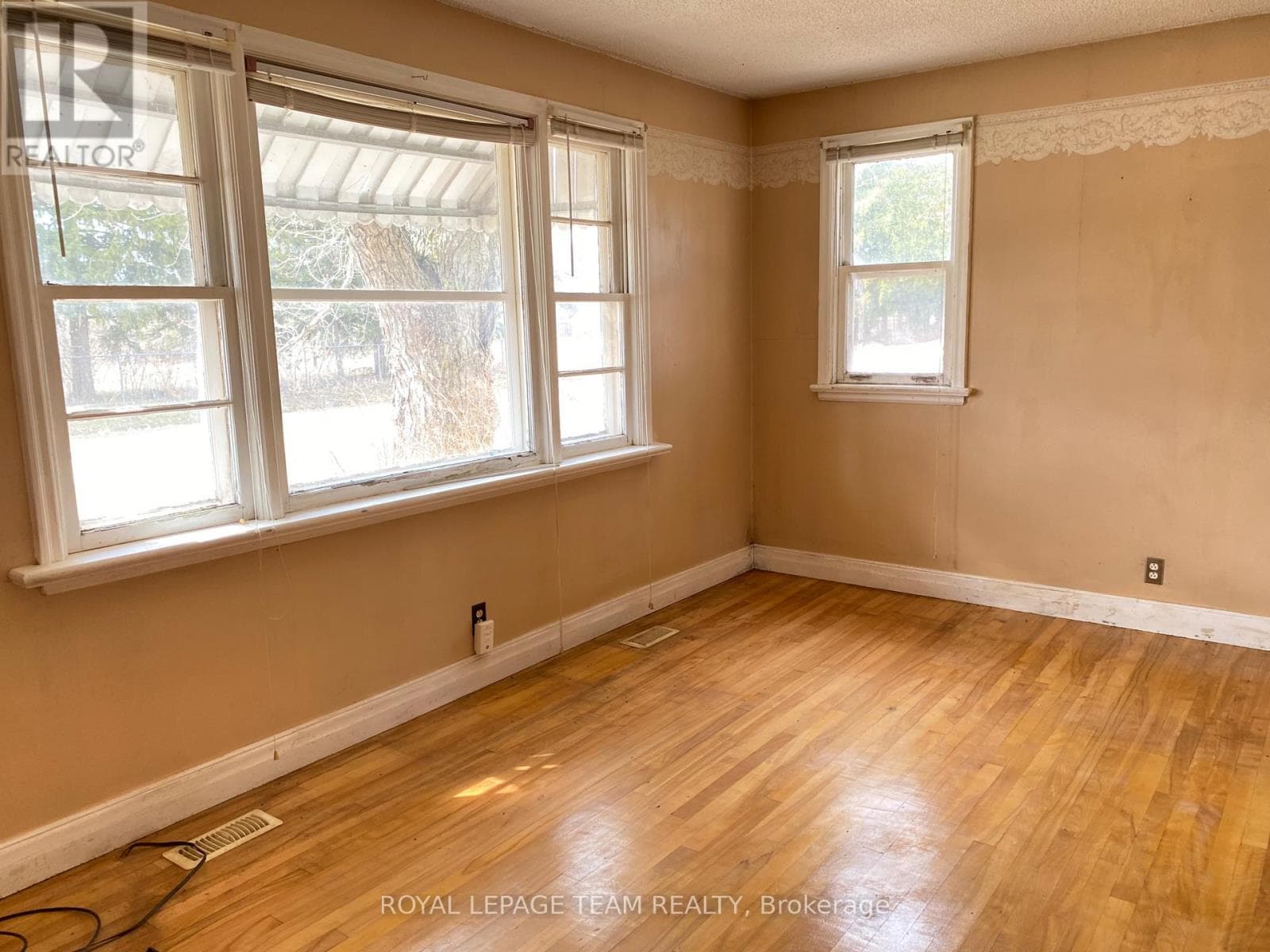 204 BASKIN DRIVE E, Ottawa — photo 3