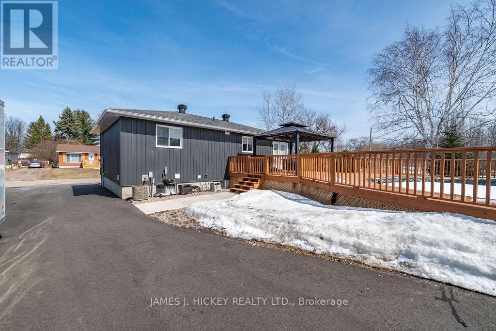 1108 BOUNDARY ROAD, Renfrew County — photo 4
