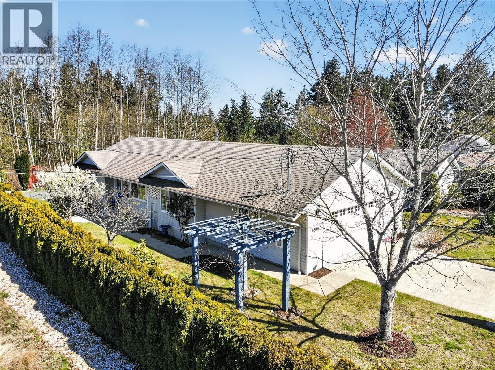 4521 Sunwood Pl, Vancouver Island — photo 2