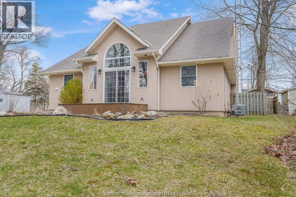 17938 Lakeshore ROAD, Chatham Kent — photo 2