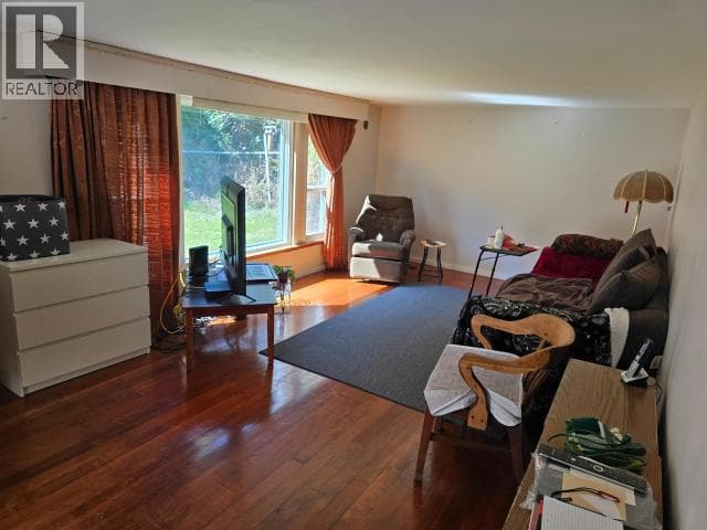 5287 MCGUFFIE AVE, Powell River — photo 5