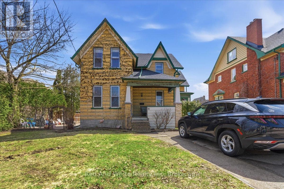 31 BINGEMAN STREET in Frederick/Rosemount/Auditorium