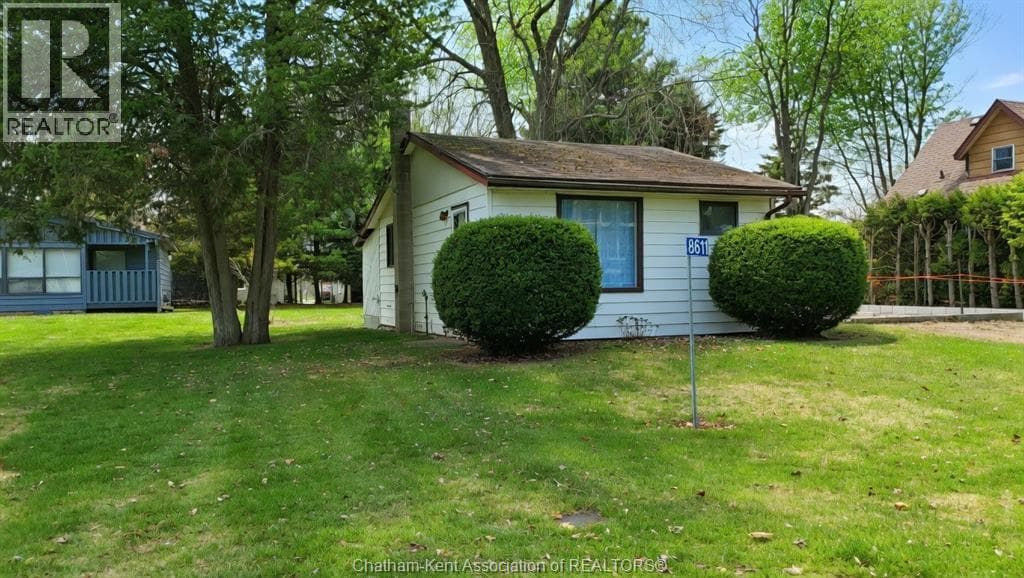 8611 - 8615 Furnival ROAD, Chatham Kent — photo 2