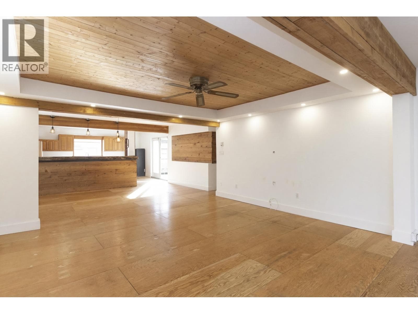 37970 FIFTH AVENUE, Greater Vancouver — photo 4
