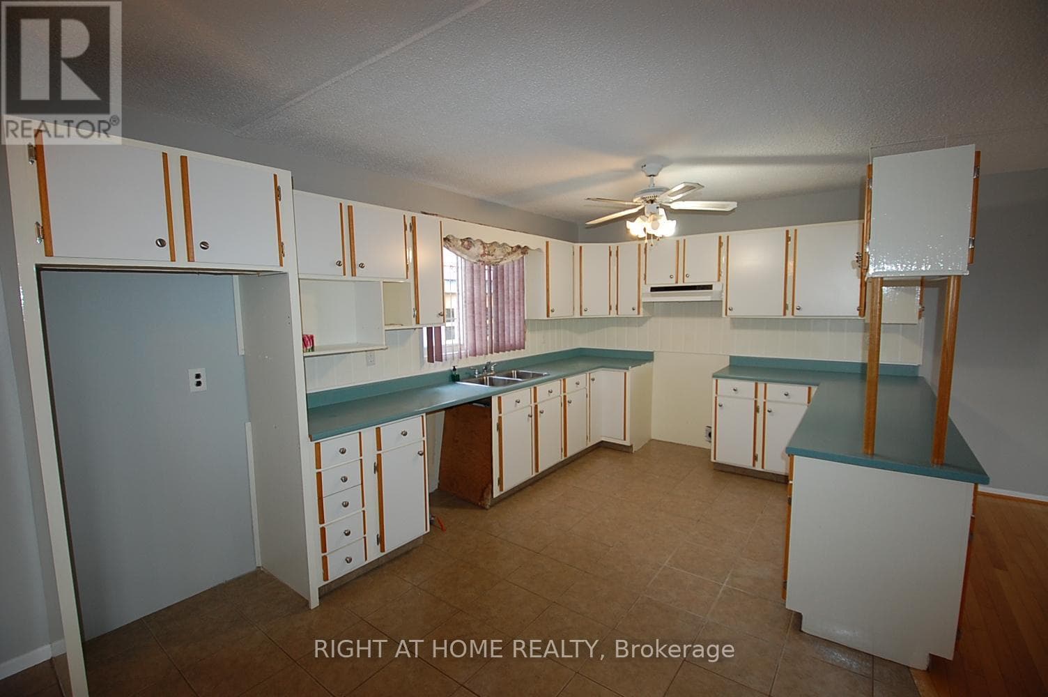 312 RAMAGE ROAD, Ottawa — photo 4