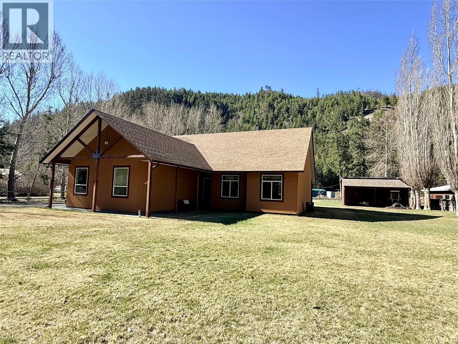 1084 Seven Mile Road, Interior REALTORS® — photo 4