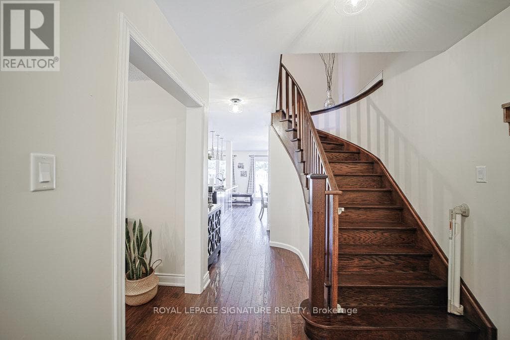 1106 HIGHGATE PLAZA, Toronto — photo 4