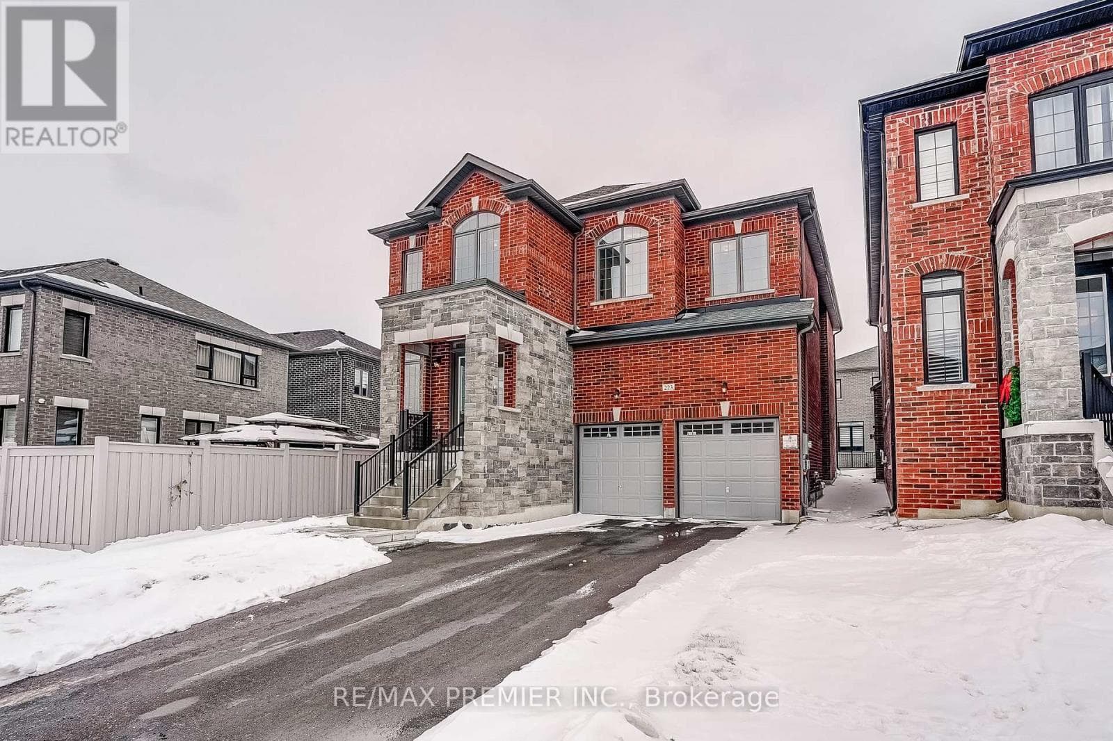 223 FALLHARVEST WAY, Toronto — photo 3