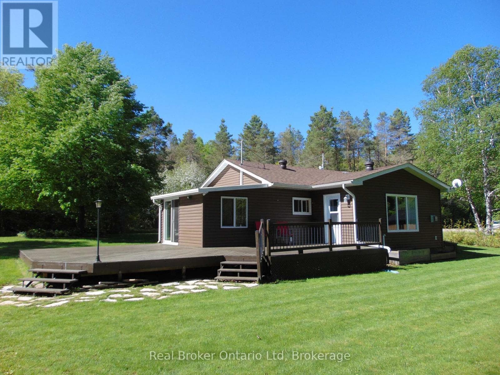 16 TWIN RIVER DRIVE in 