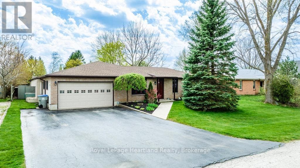4 DUCHARME CRESCENT, OnePoint — photo 2