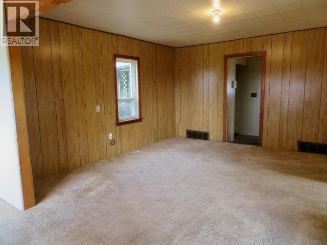 4856 JOYCE AVE, Powell River — photo 4