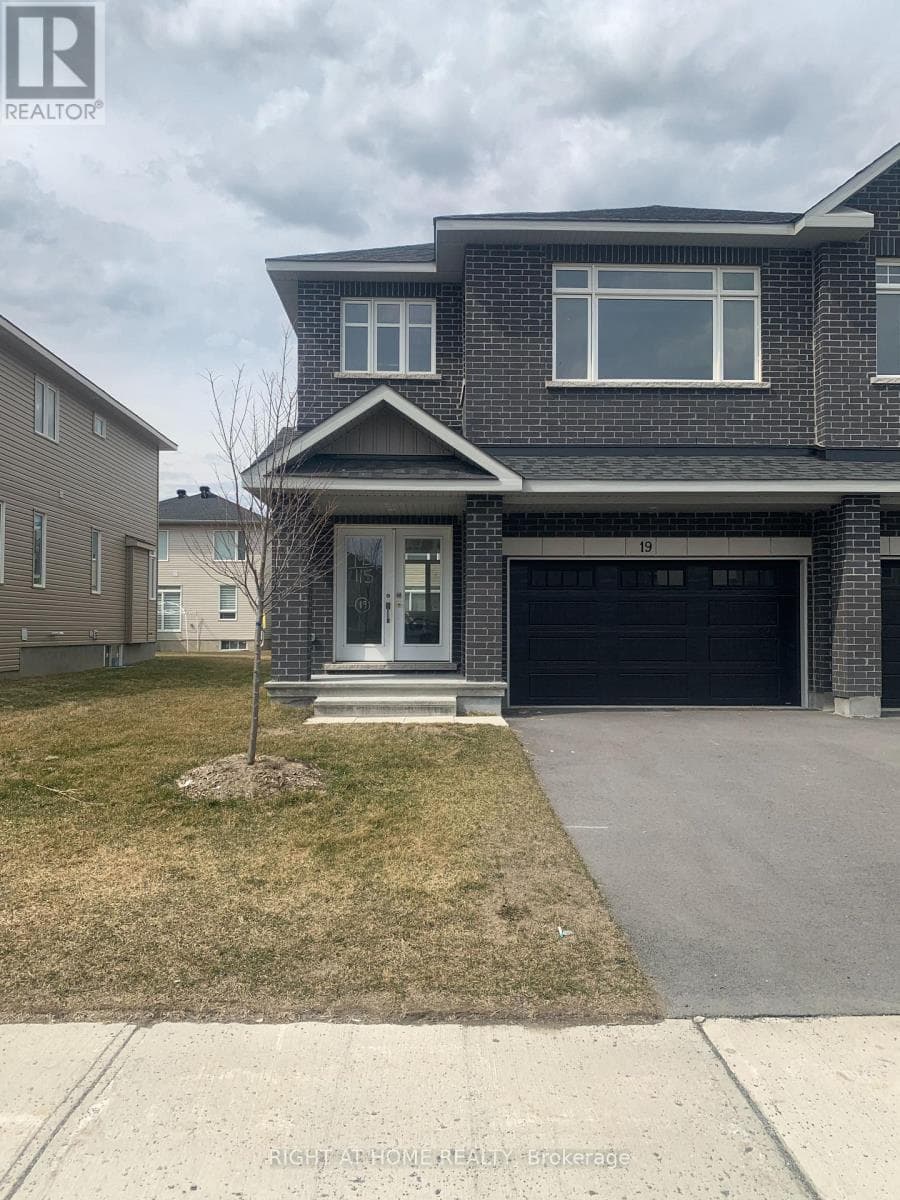 19 WYLIE WAY in 