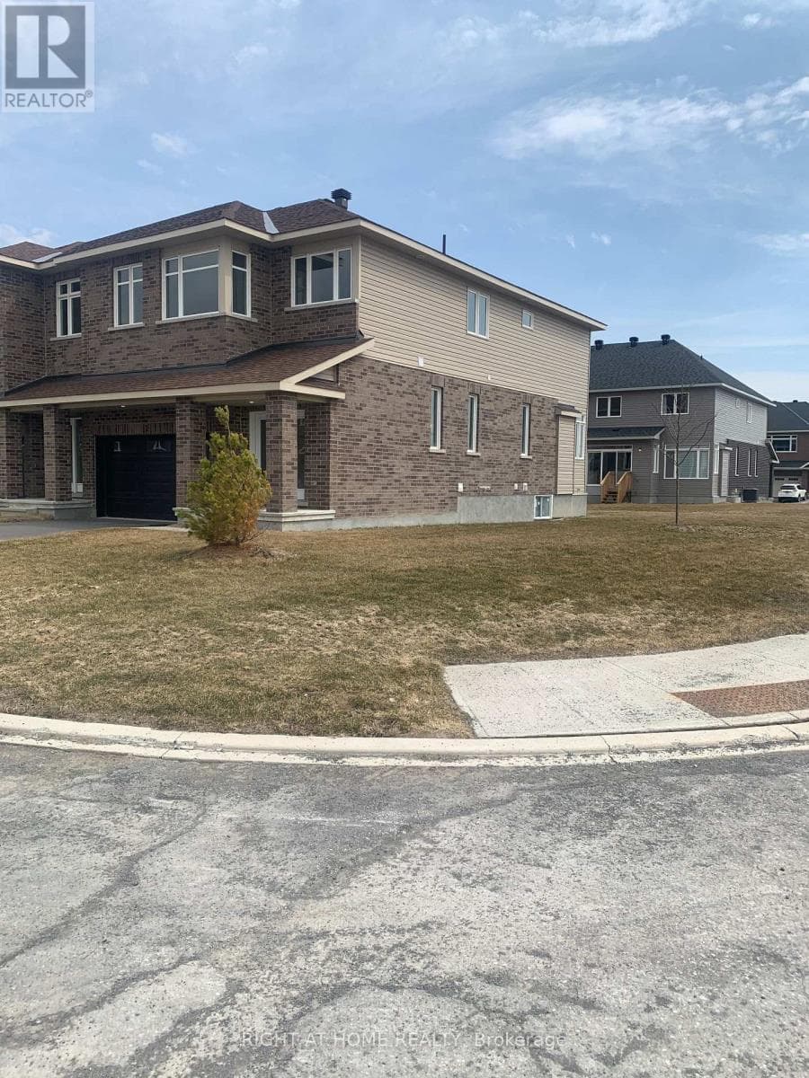 2 WYLIE WAY, Ottawa — photo 2