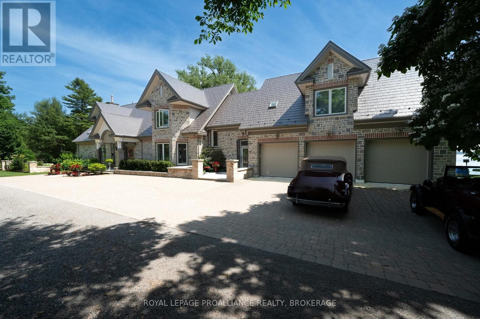 147 1000 ISLAND PARKWAY, Kingston — photo 3