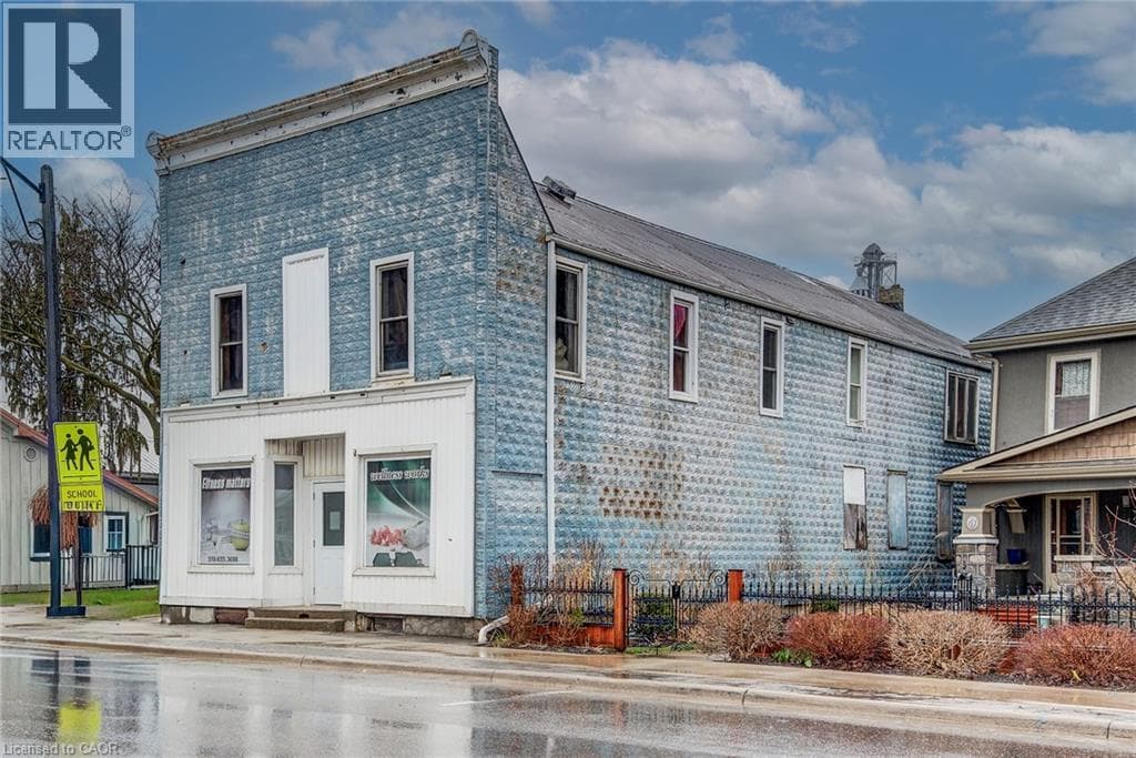 41-43 WOODSTOCK Street S, Cornerstone — photo 2