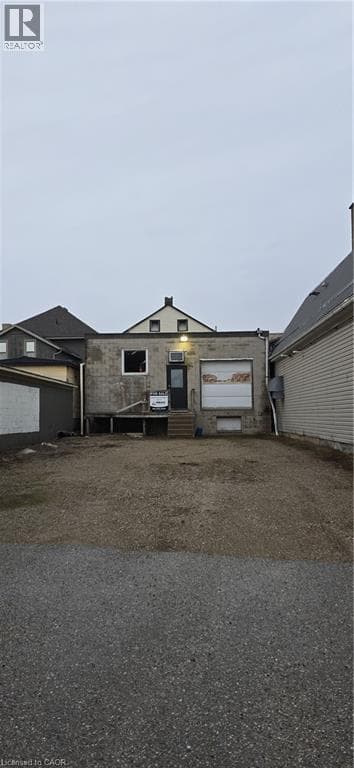 41-43 WOODSTOCK Street S, Cornerstone — photo 4