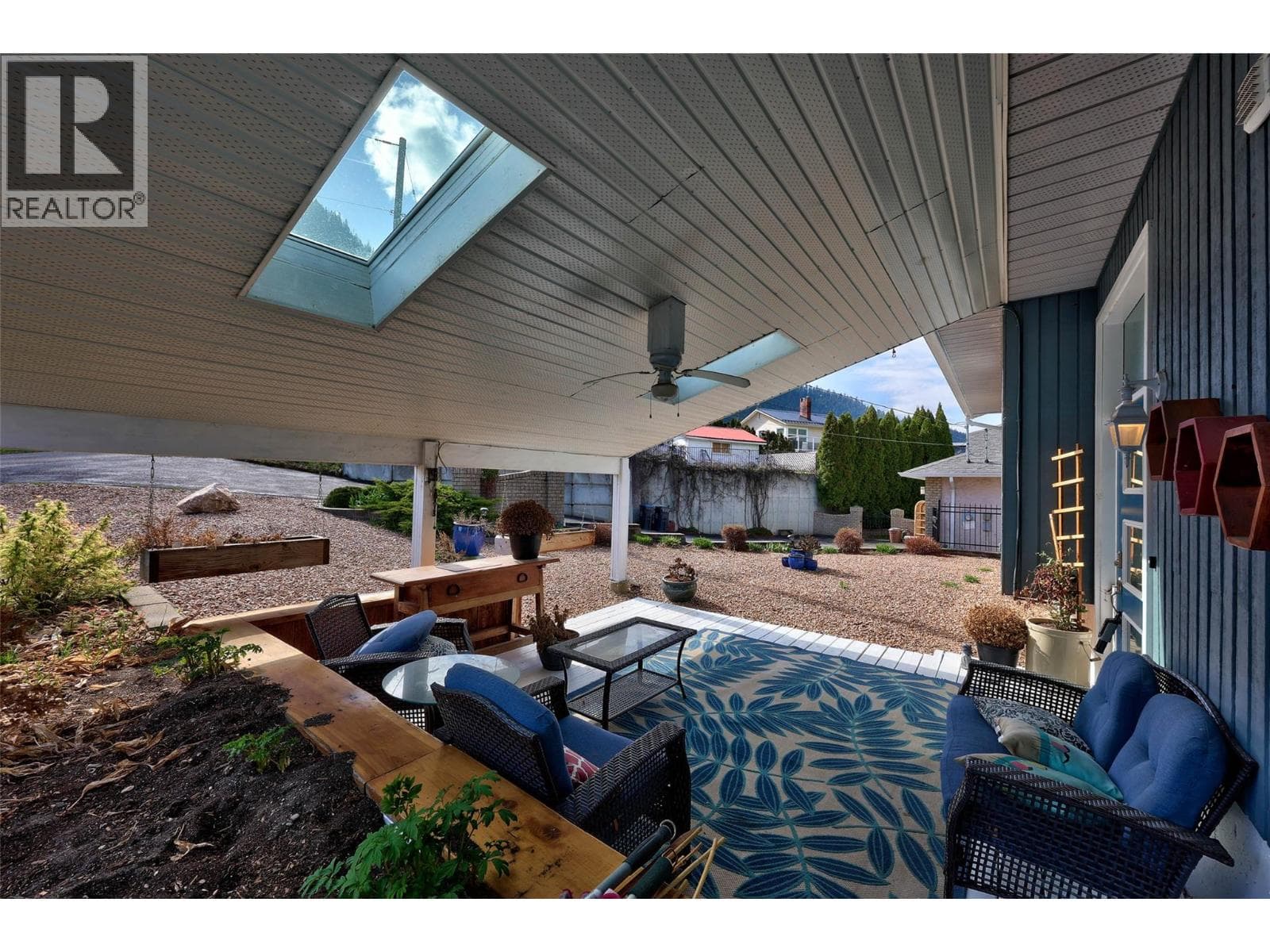 1200 Bay Drive, Interior REALTORS® — photo 4