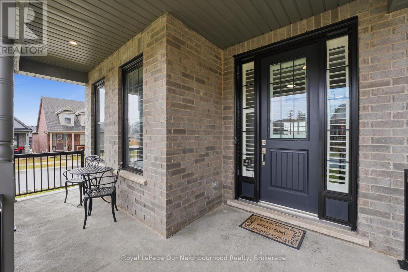 6 FAIRHURST STREET, Central Lakes — photo 2