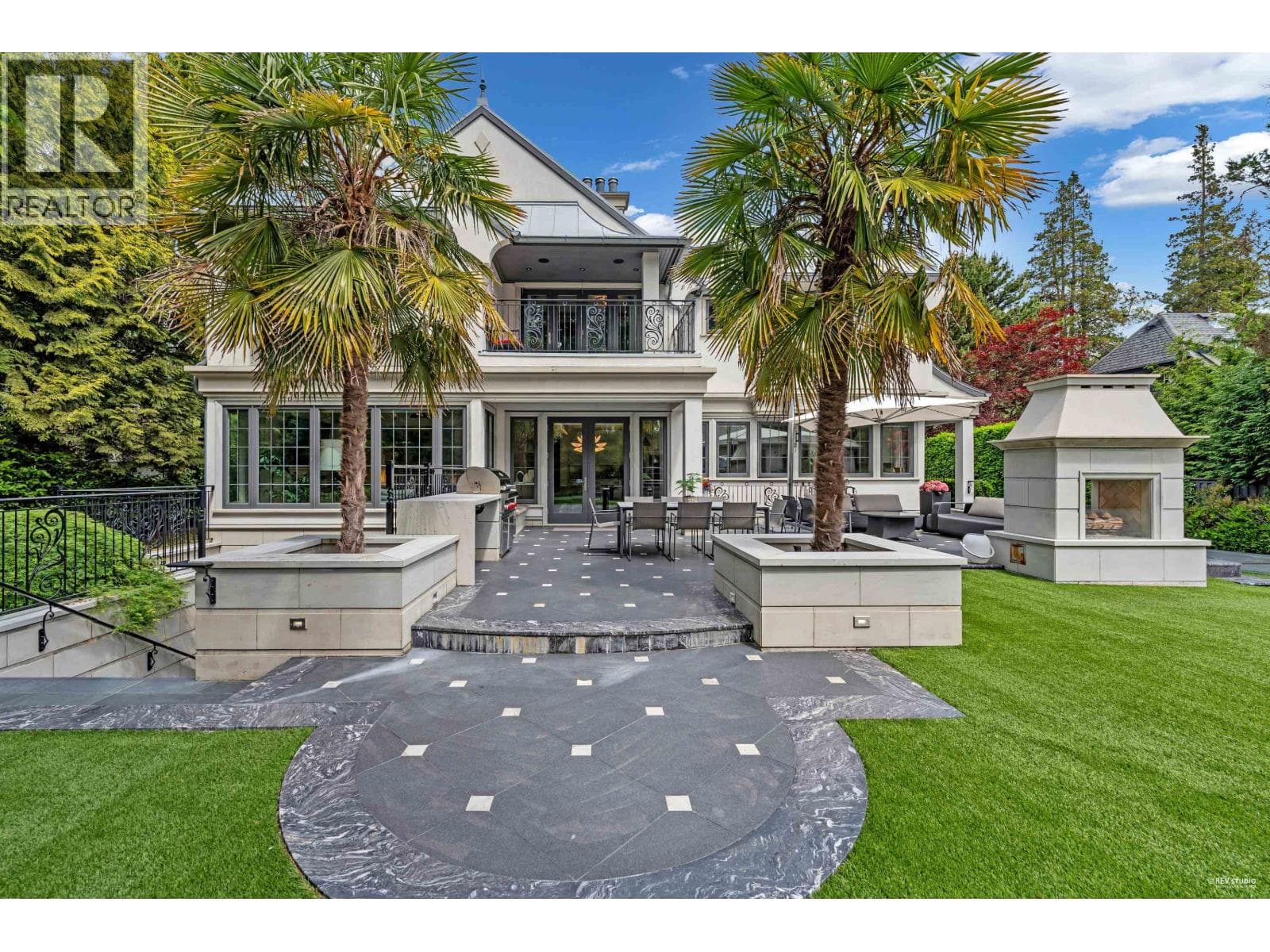 1738 WEST 38TH AVENUE in Shaughnessy