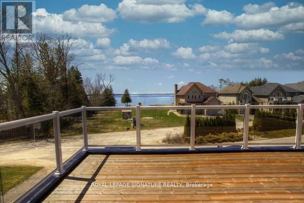 68 ROSEDALE TRAIL, Toronto — photo 3