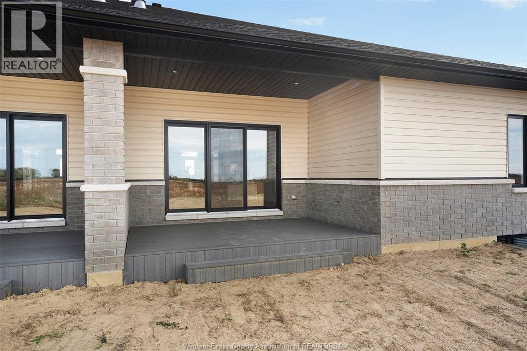 200 WORTHINGTON COURT, Windsor — photo 4