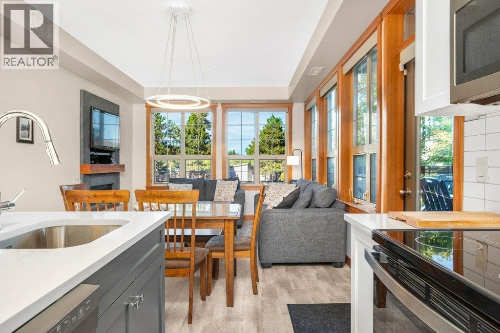 107 Village Centre Court Unit# 114 Lot# 57, Interior REALTORS® — photo 5