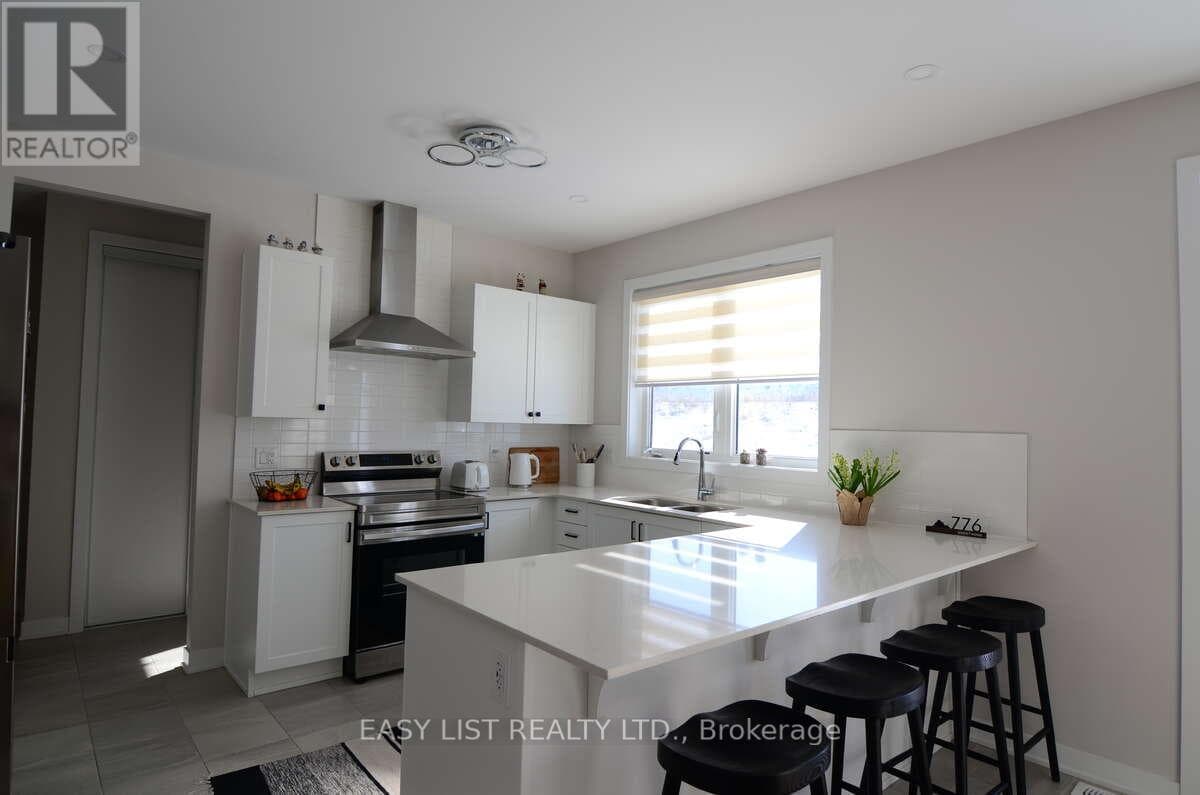 776 EMINENCE STREET, Ottawa — photo 2