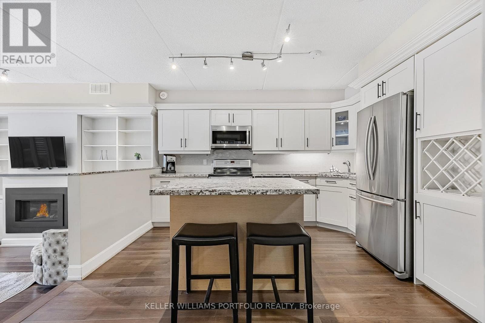 107 - 796404 GREY 19 ROAD, Toronto — photo 5
